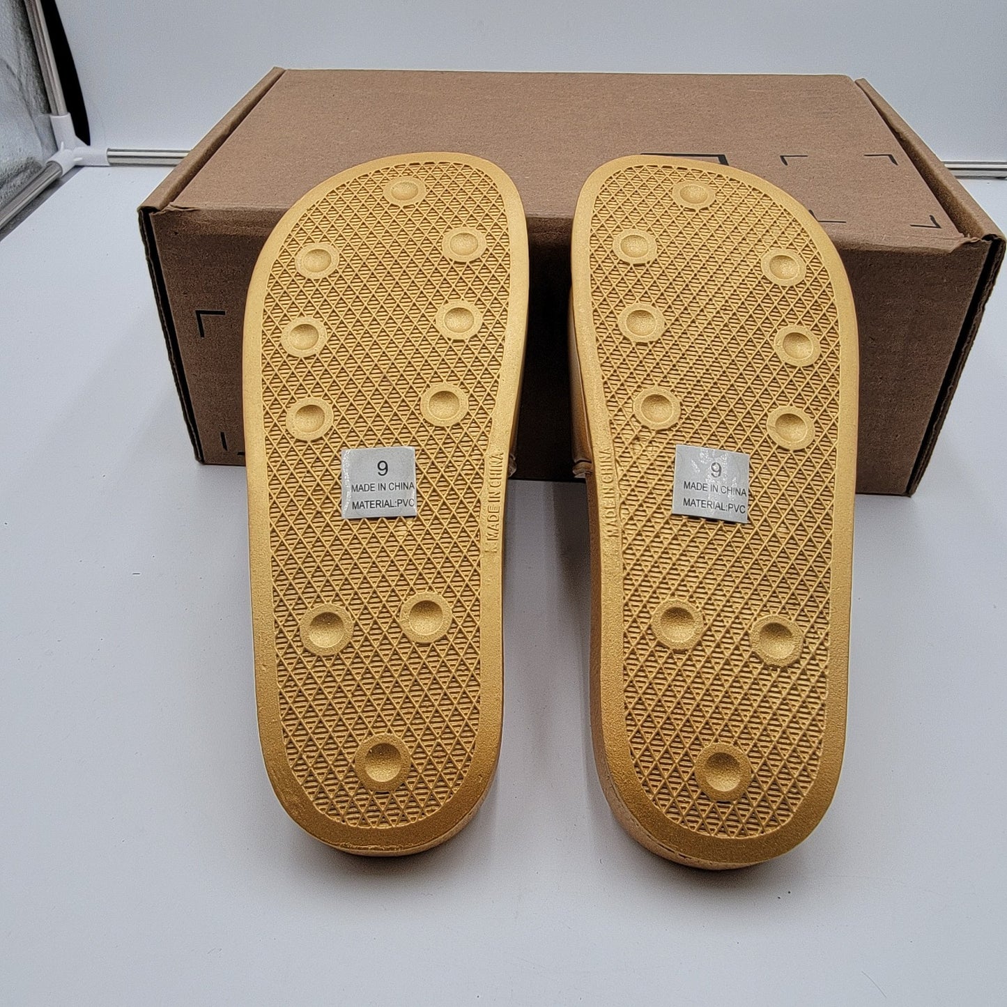 Cross Colours Left Eye Legacy Slides Womens Size 9 Lisa Lopes Graphic Sandals3