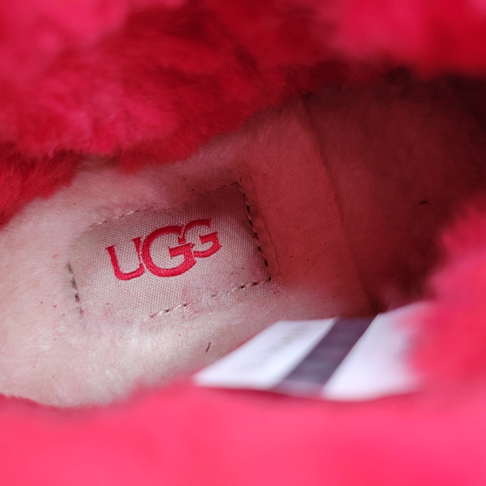 Uggs Neumel II Boot Kids 'Samba Red'  Size 3  New in Box6