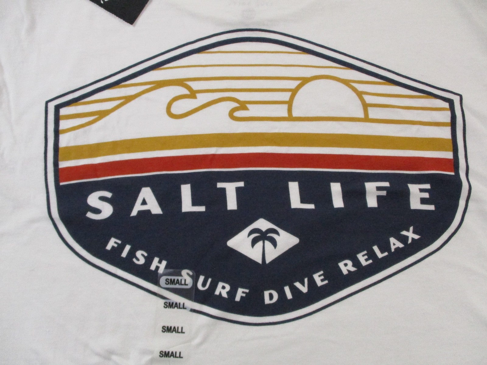 Salt Life Shirt Mens Small White The Flash Fish Surf Dive Relax Graphic 16418