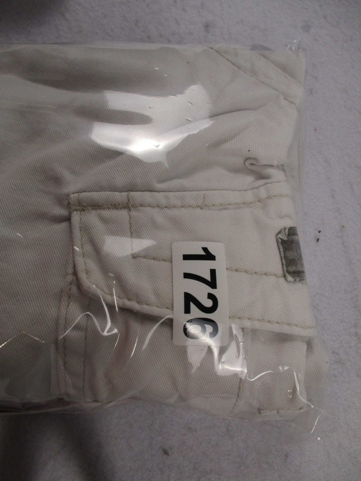 Unionbay Cargo Shorts Mens 30 White 11 Inseam Palm Tree Tropical Cotton Canvas13