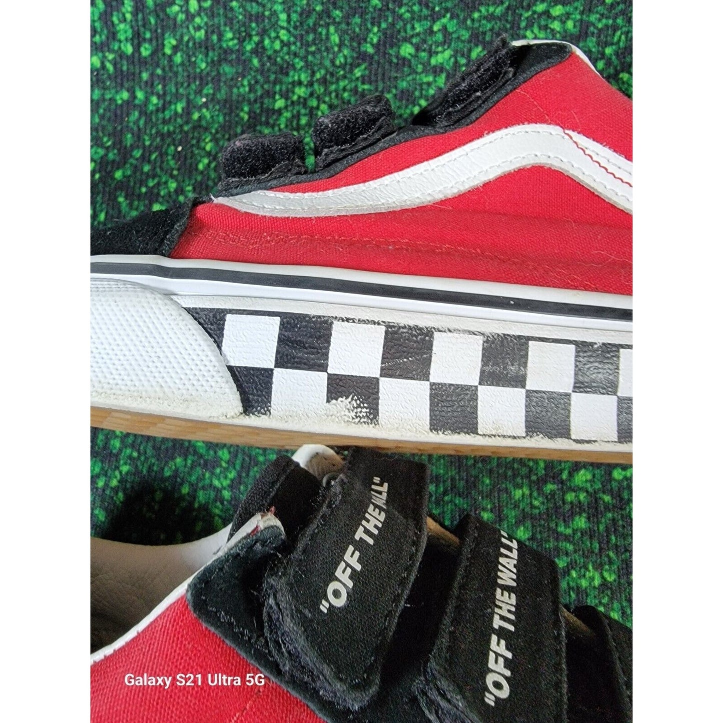 Size 7.5  VANS Old Skool V 'Logo Pop' Checkered Mid Sole VN0A3D29TKC5