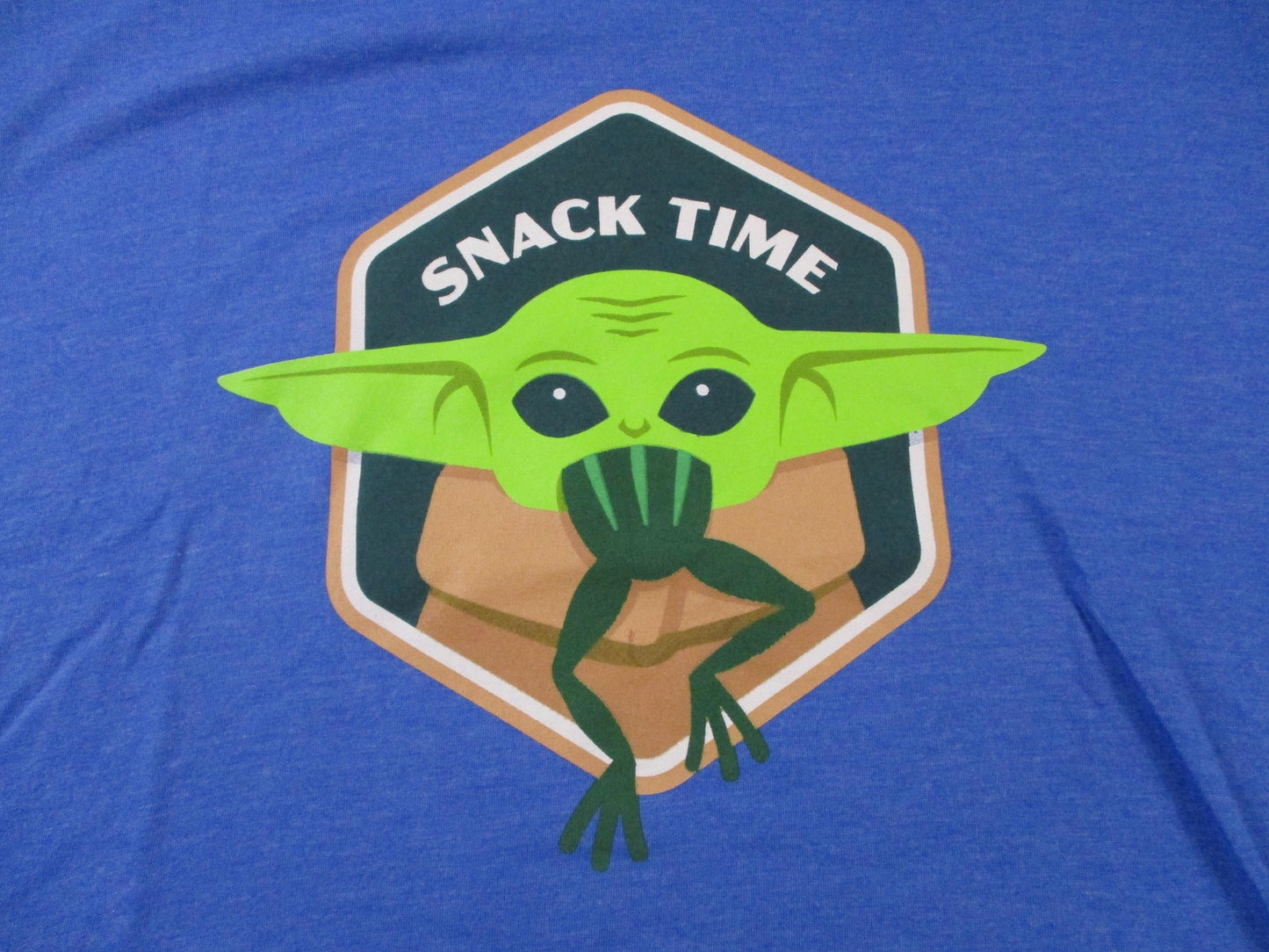 Star Wars Grogu Yoda Snack Time Mens Medium Blue Mandalorian Graphic Tee 1529303