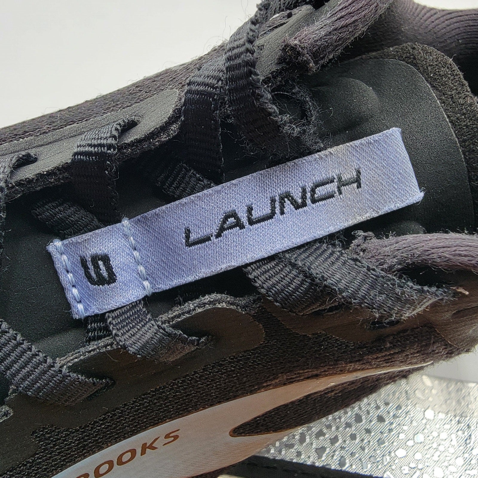 Brooks Wmns Launch 9 'Black Ebony Purple' Sz 10 120373 1B 060