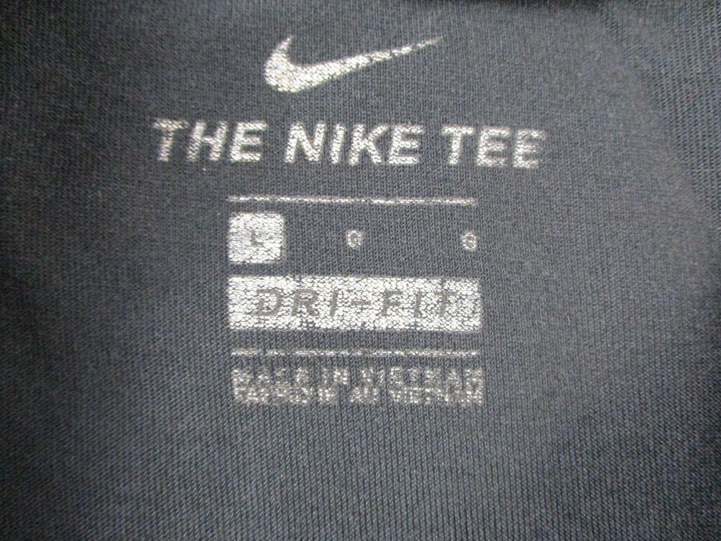 Nike Shirt Mens Large Gray DriFIT Red Swoosh Allover Leaf Graphic Sports Tee5