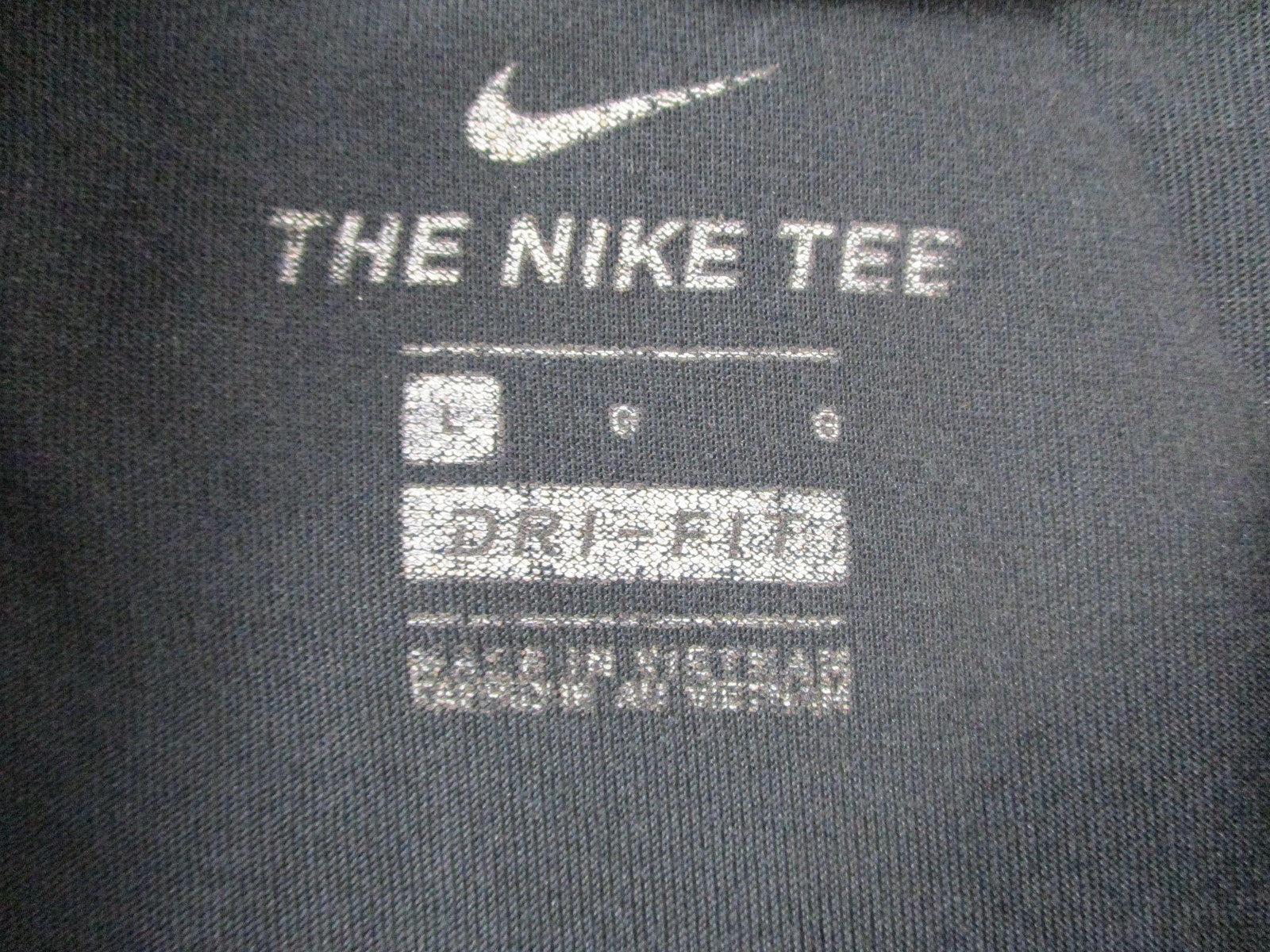 Nike Shirt Mens Large Gray DriFIT Red Swoosh Allover Leaf Graphic Sports Tee5