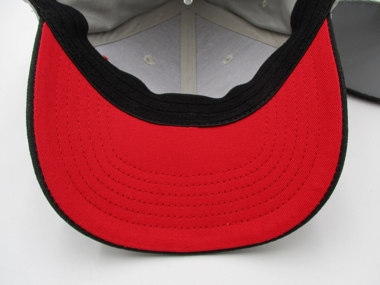 Snap-on Hat Cap Fitted Mens XL Gray Black Red Embroidered Logo Baseball Twill7