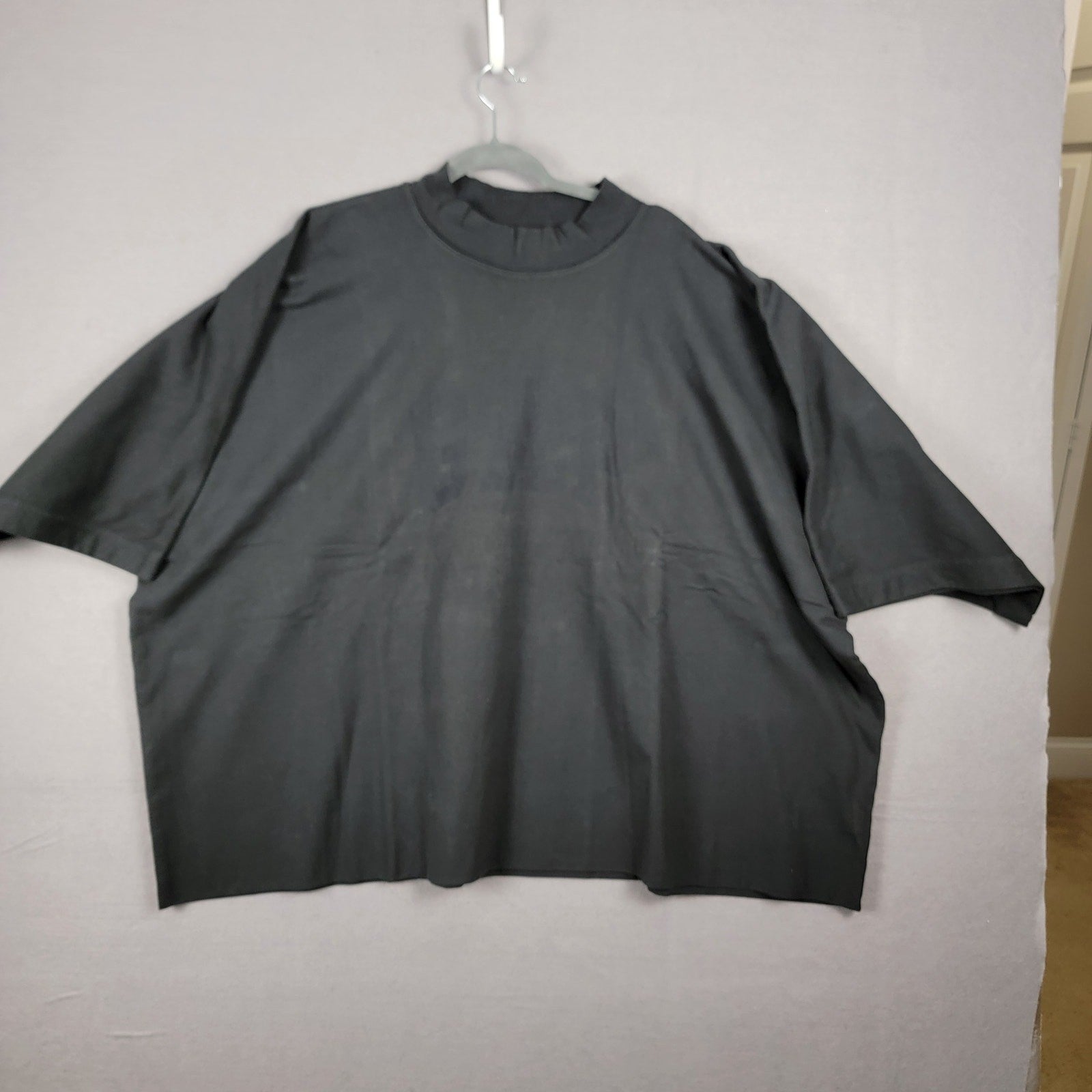 YEEZY x GAP Balenciaga 78 Crop Dove Black Top  2XL1