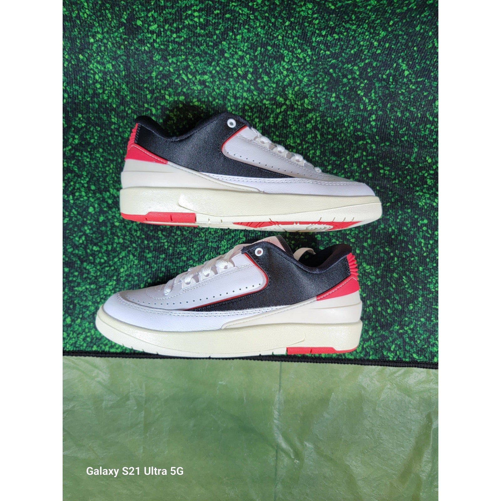 Wmns Air Jordan 2 Retro Low 'Chicago Twist' FD48491064