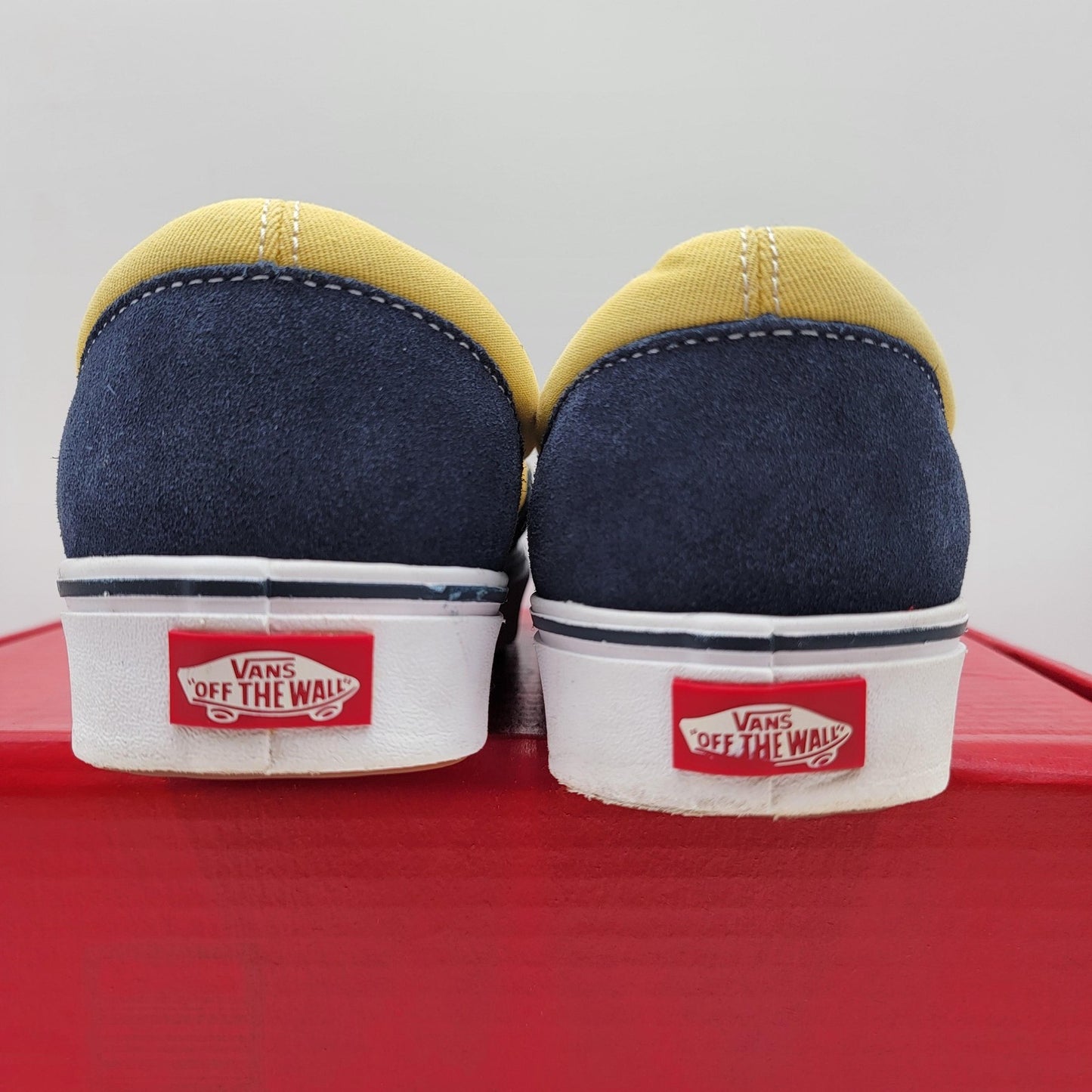 Vans ComfyCush Era Shoes Mens Size 10.5 Navy Yellow Low Top Skate Sneakers Suede4
