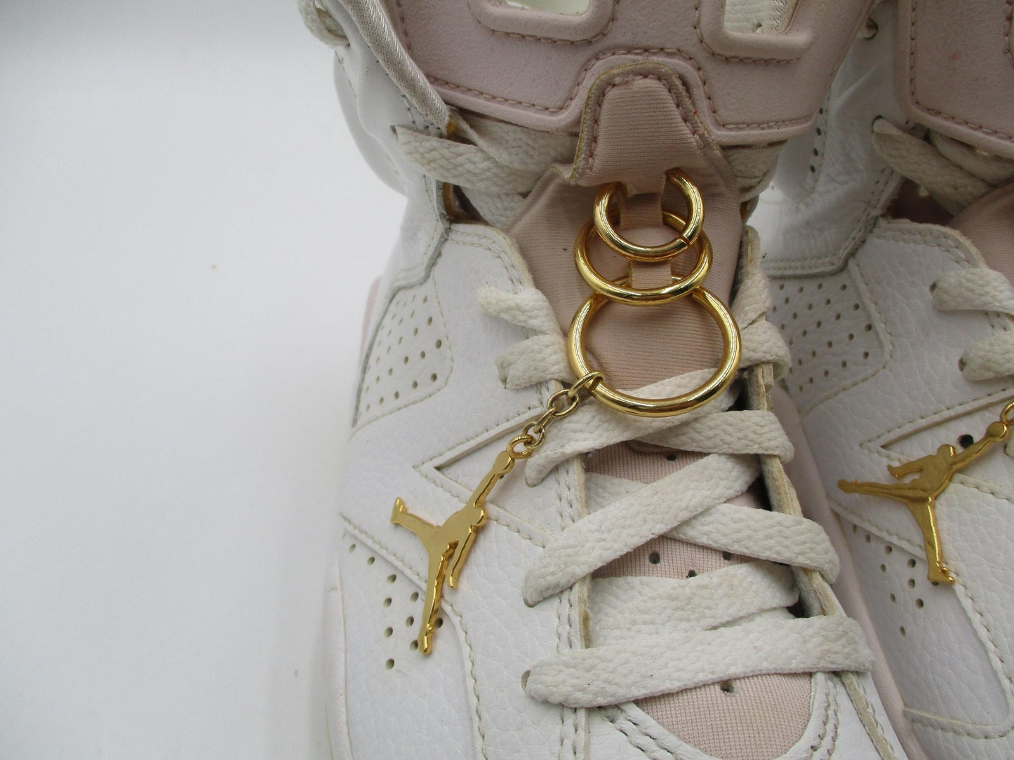Air Jordan 6 Retro Gold Hoops Shoes Womens Size 7 White Pink Sneakers DH9696-1003