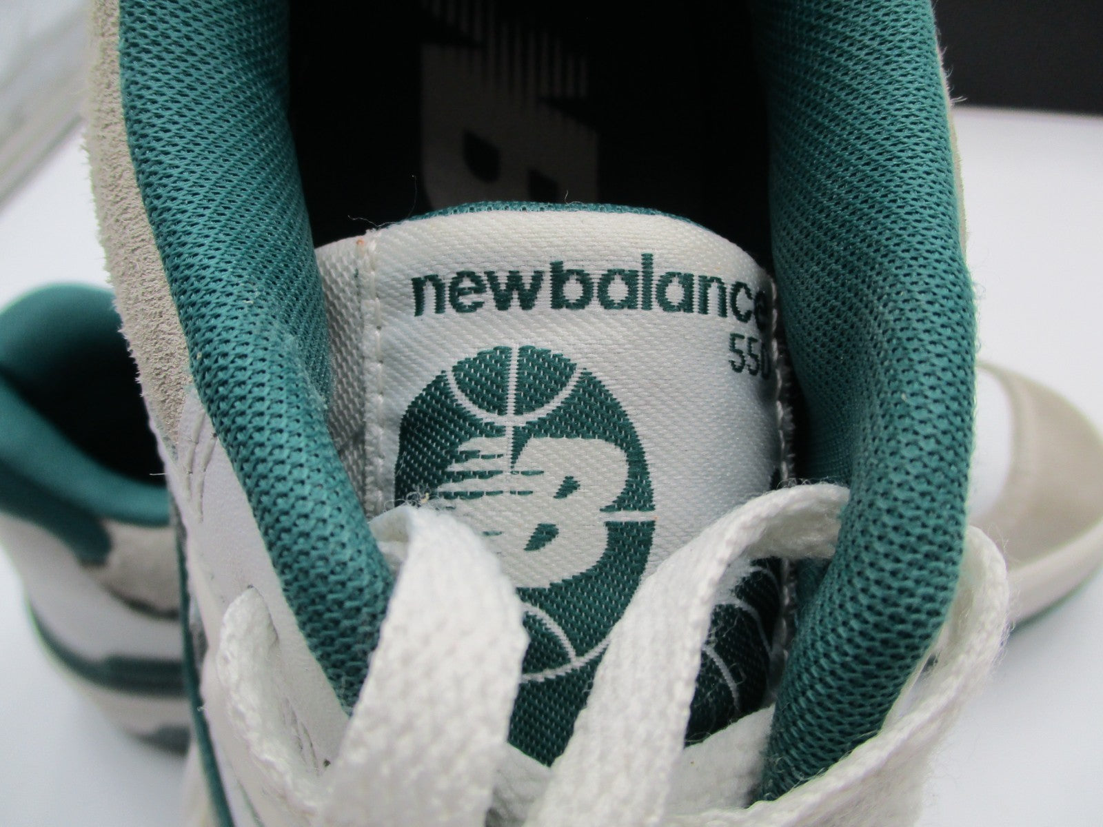 New Balance 550 White Green GSB550TA Youth Size 5Y Leather Suede Retro (1B5)9