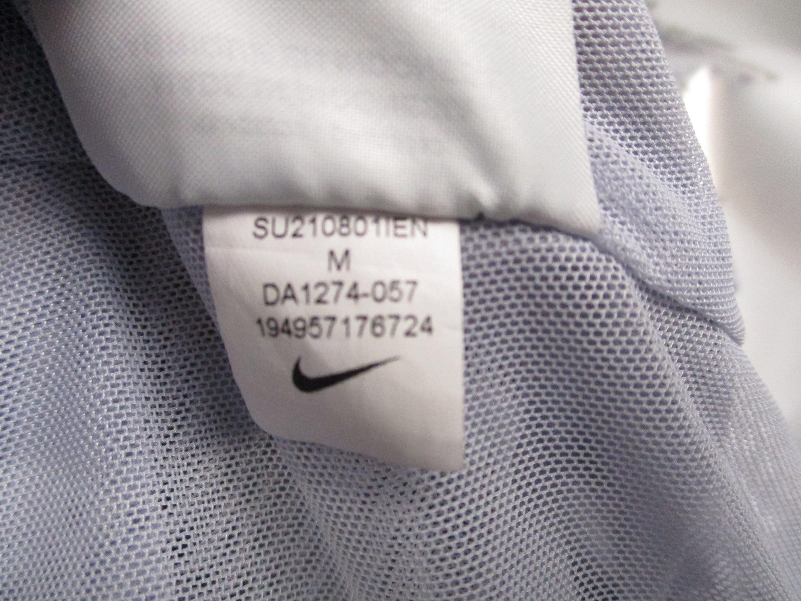 Nike Running Division Jacket Womens Medium Hooded Crop Windbreaker DA1274-0572