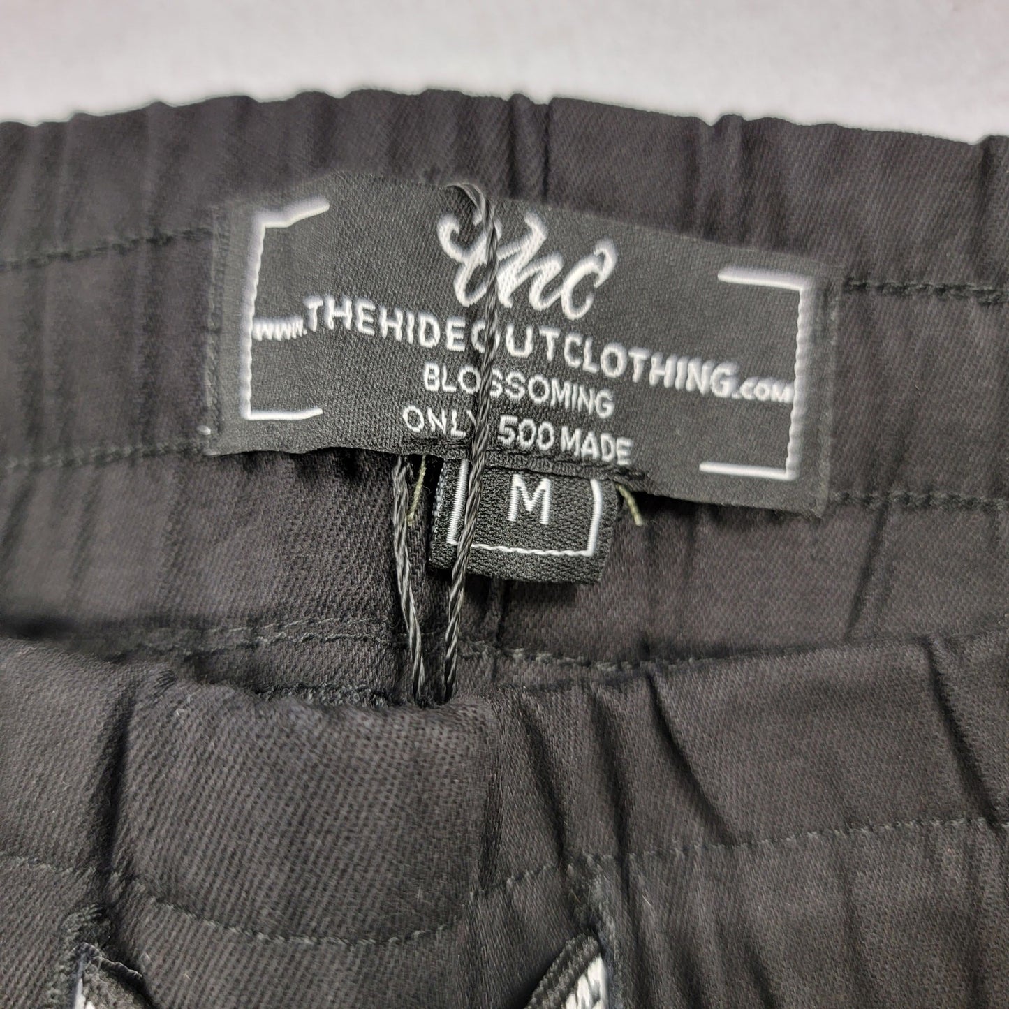 The Hideout Clothing Pants Set Medium Black Cream Cargo Joggers NWT