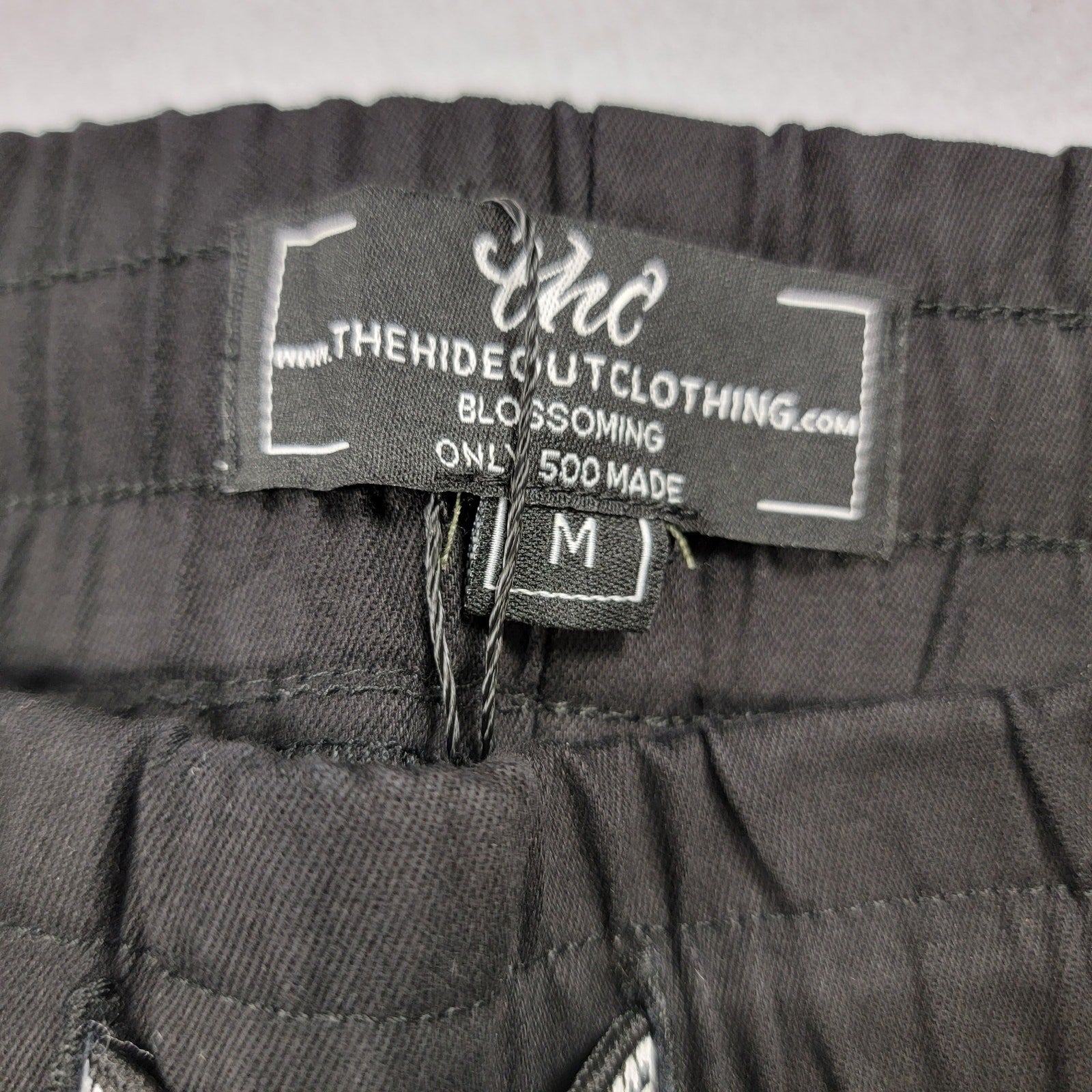 The Hideout Clothing Pants Set Medium Black Cream Cargo Joggers NWT