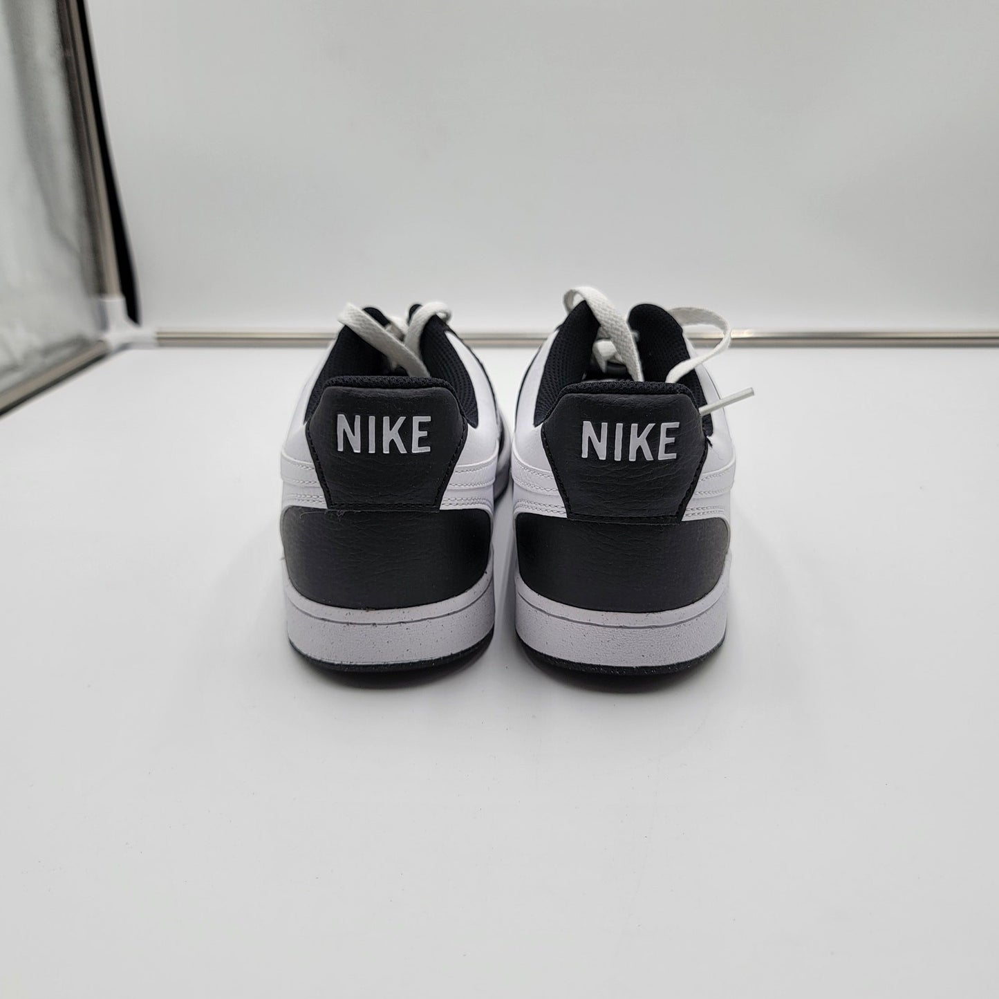 Court Vision Low 'Black White' Sz 10.5 HM98620013
