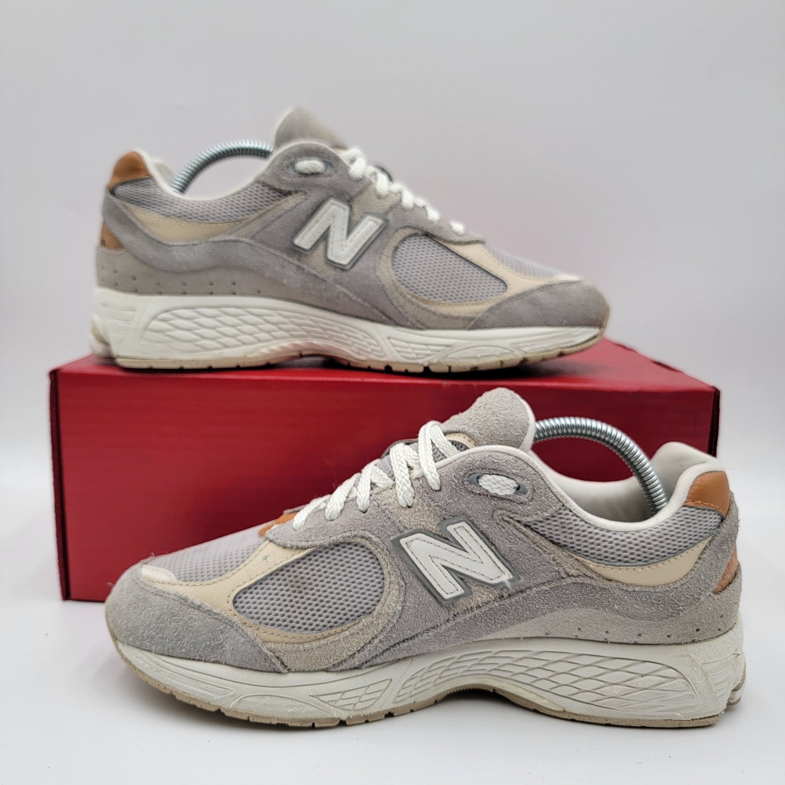 New Balance Men's M2002RSB “Concrete” Calf Suede Mesh Nergy Sneakers – 7D