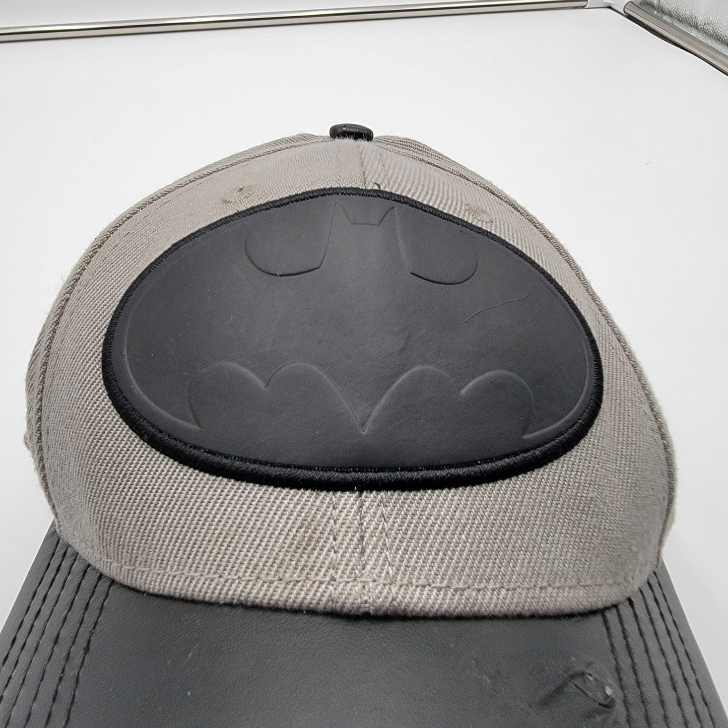Batman Snapback Gray and Black New with flaws1