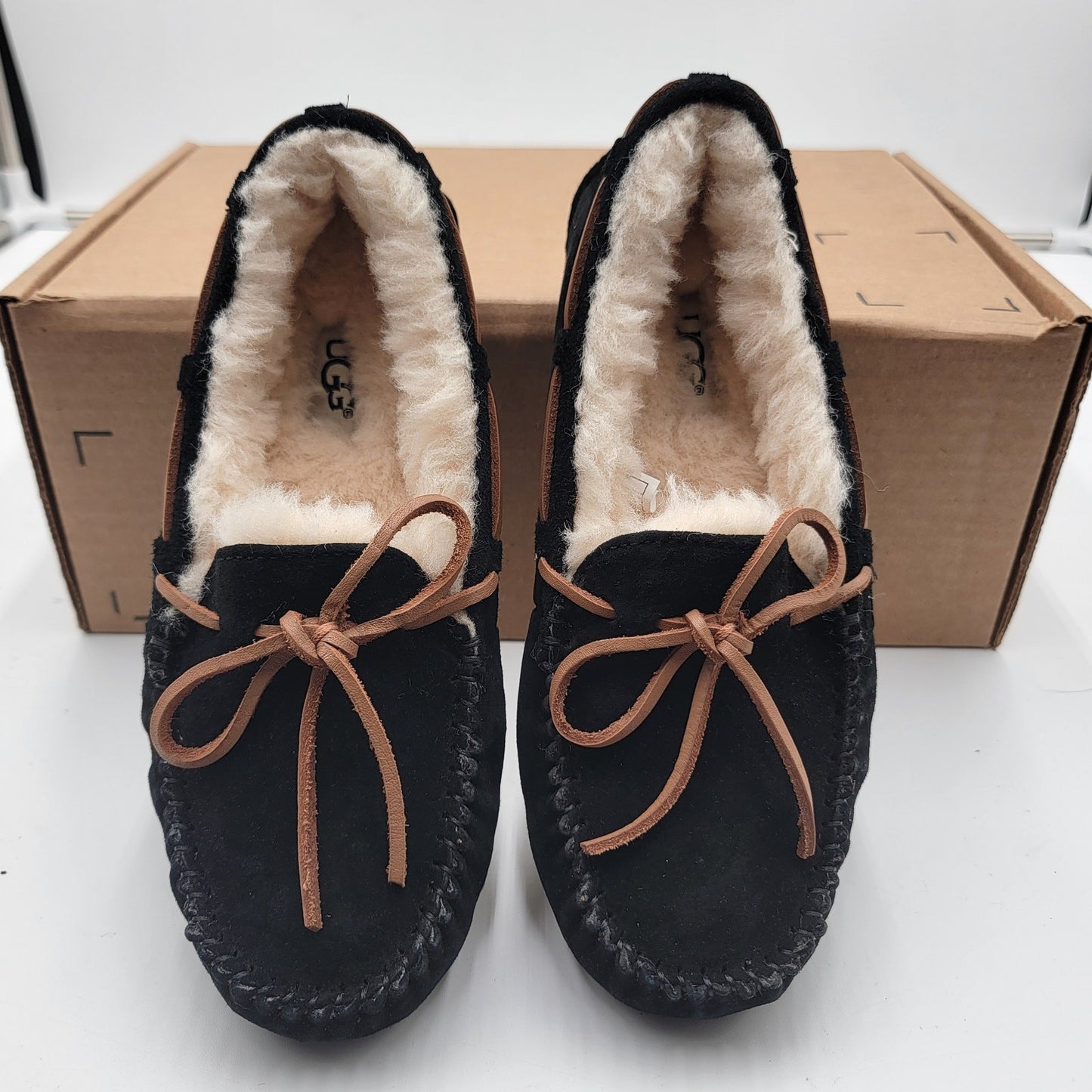 UGG Dakota Black Slipper, Women's Size 5, Wool Lined