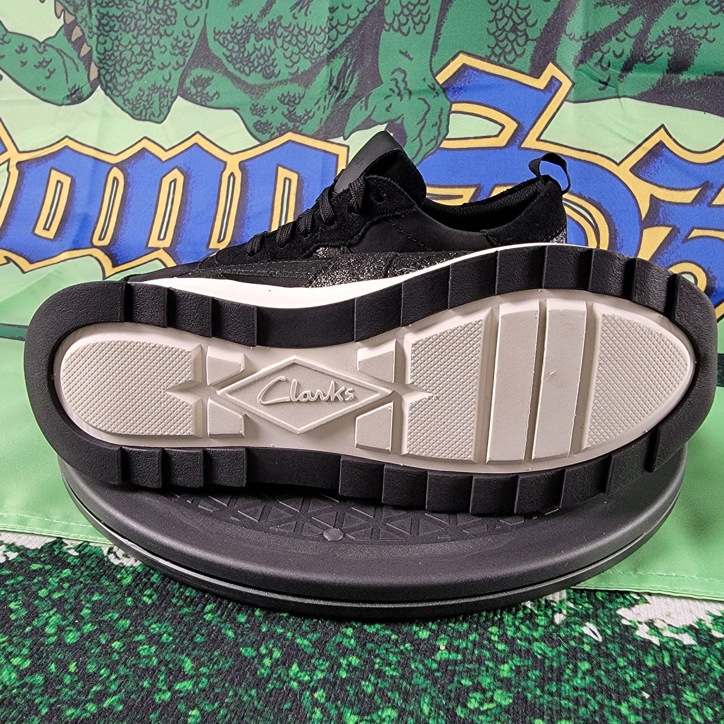 Clarks DashLite Jazz Women’s Size 7 Black Combi Sneakers 261690514 PreOwned 0346
