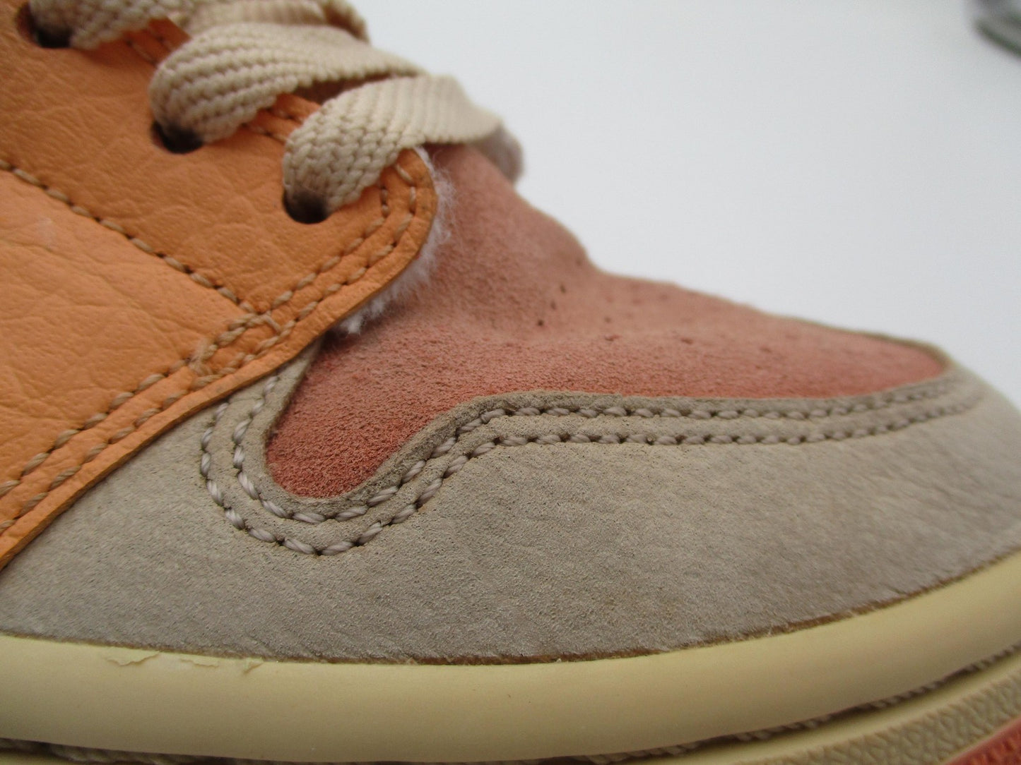 Air Jordan 1 Mid SE Shoes Womens Size 8 Apricot Orange Guava Ice DH4270-800 1K213