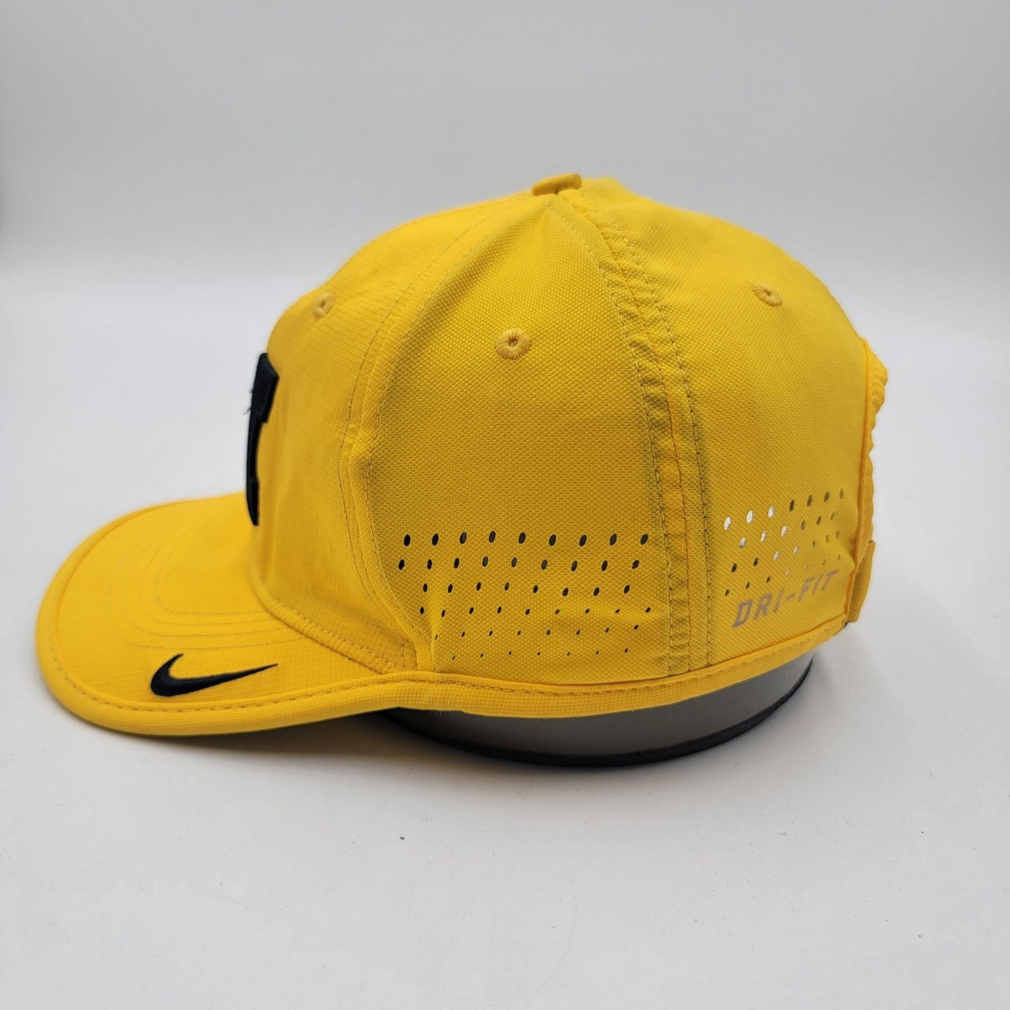 Michigan Wolverines Hat Cap Strap Back Yellow NCAA Football Dri Fit Nike Mens1