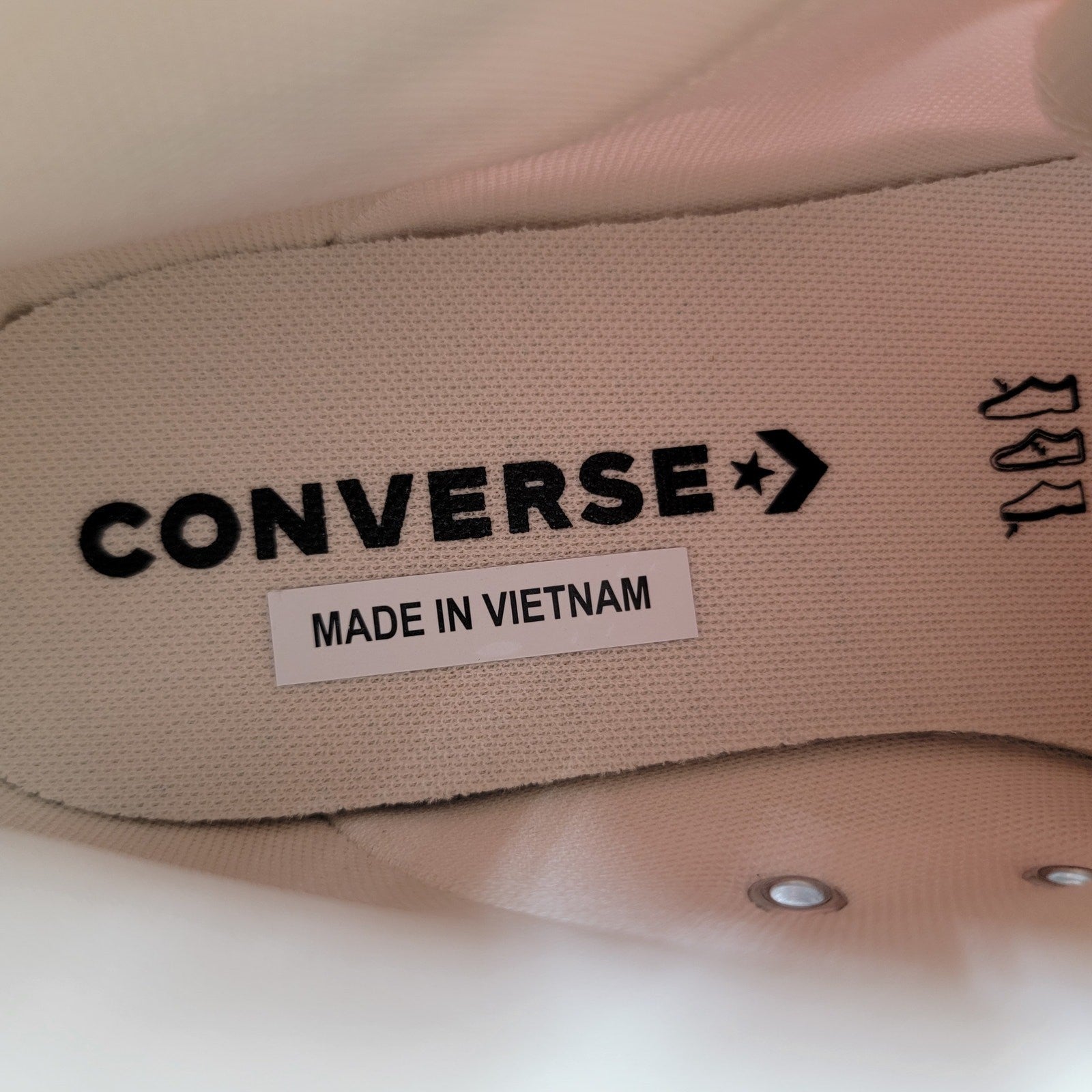 Converse CTAS High Embroidered Crystals - Women's Size 7.56