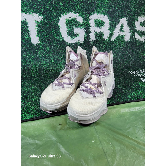 Nike Lebron 19 'The Cast' Sz 6 CZ0203 0040