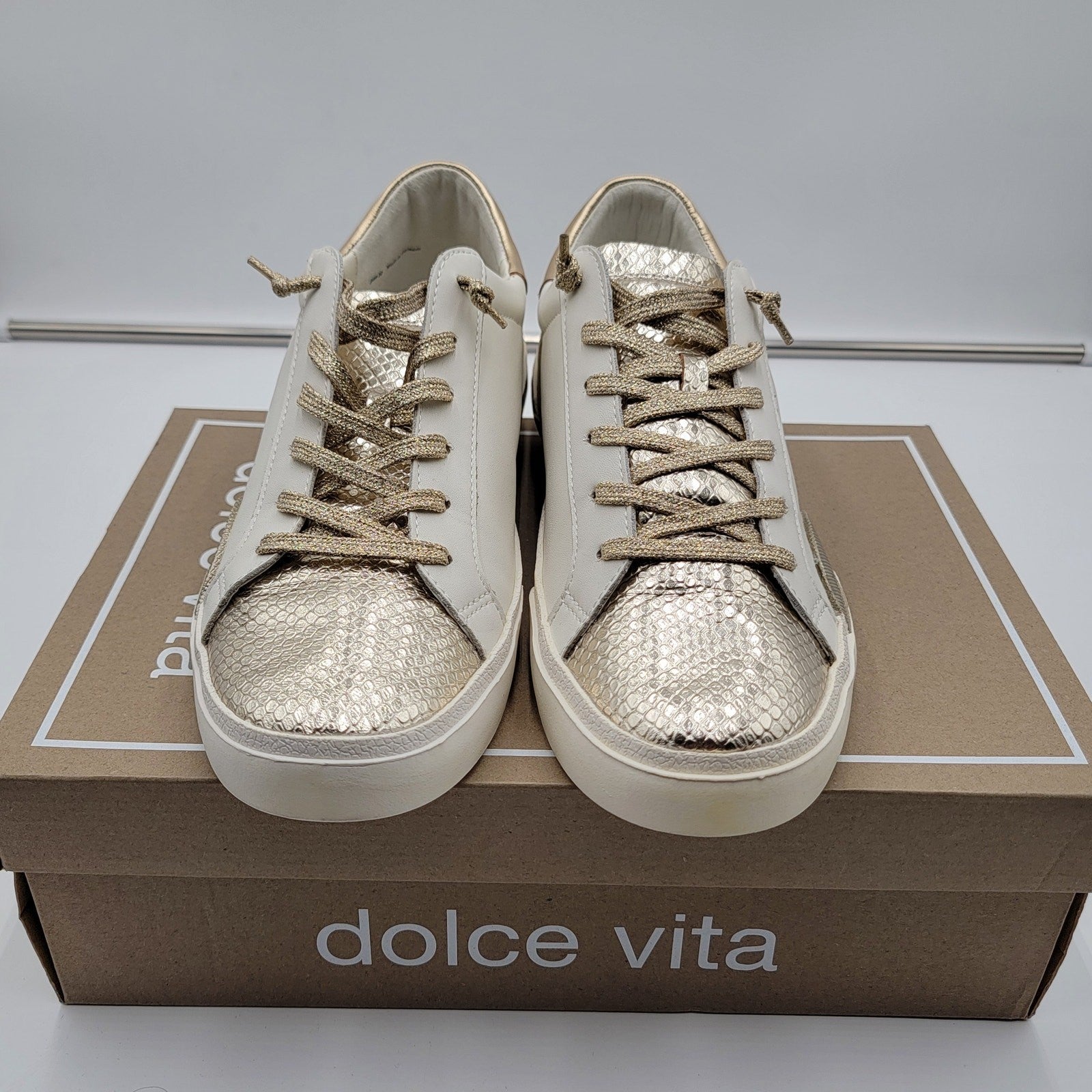 Dolce Vita Zina Women's Oxford SneakersWhite/Gold Sz 103