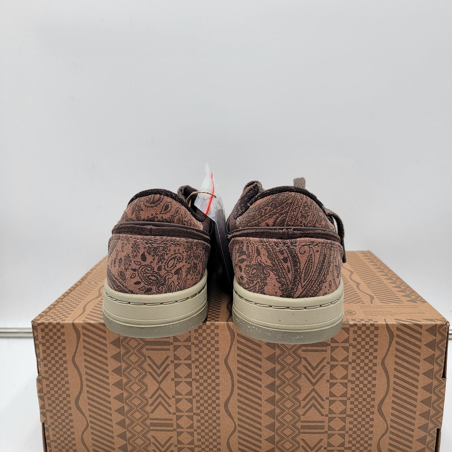 Reebok Mens LT Court 'Recreational Activities' Sz 9 Brown IE19543