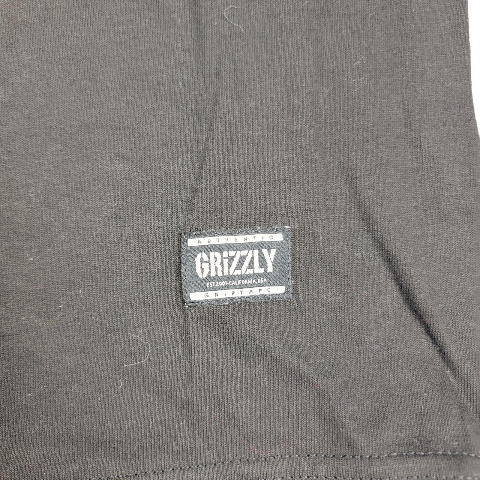 2 Piece Shirt Bundle Grizzly Grip Tape & Volcom Sz S