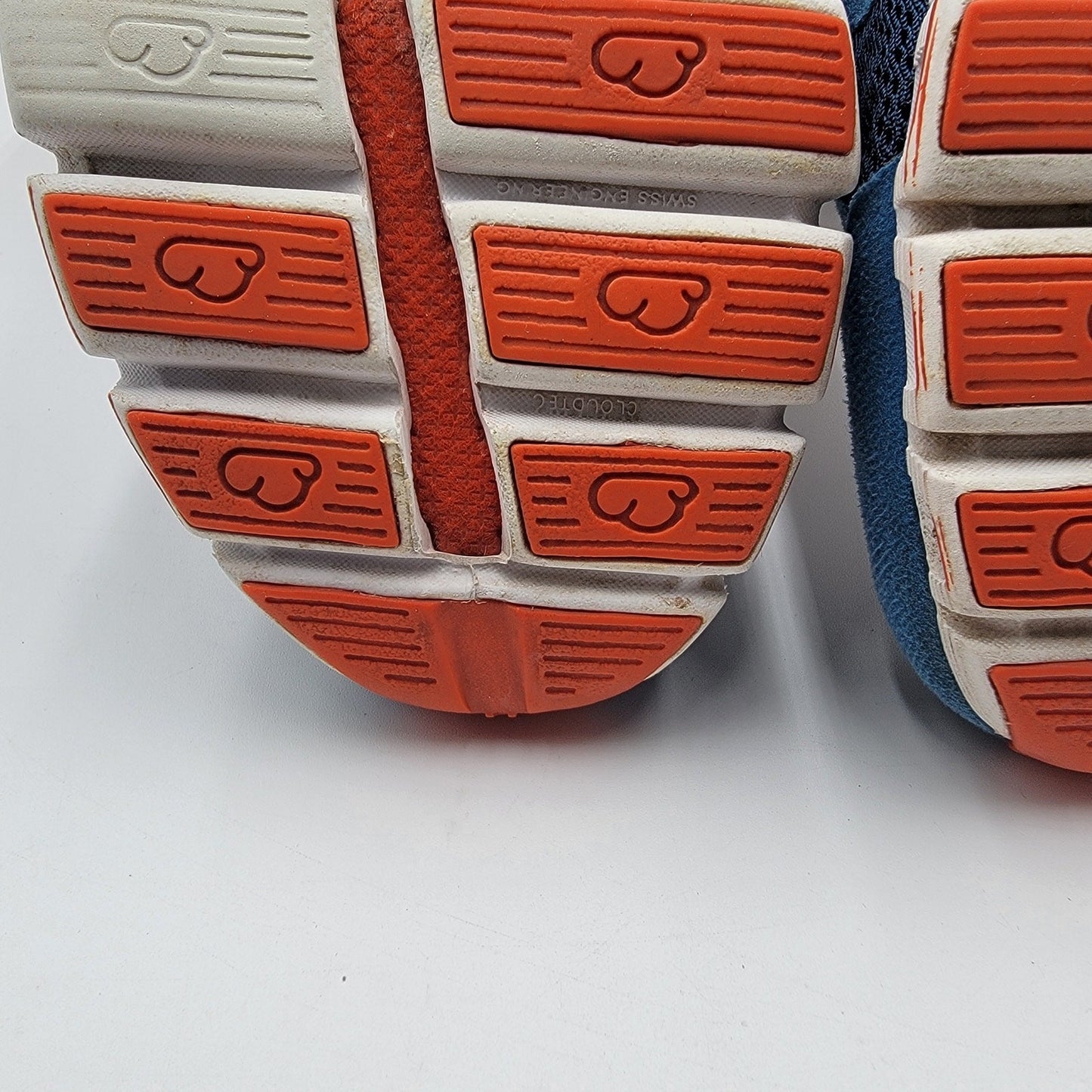 On Running Mens Cloud Pacific/Sunset Sz 8