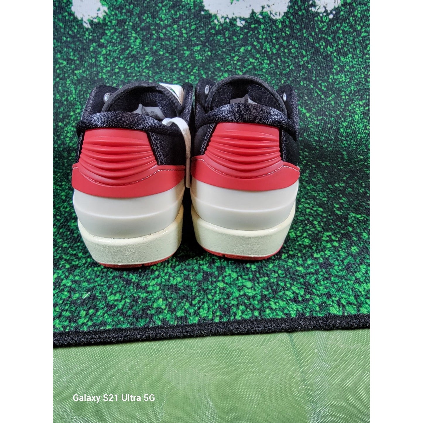 Wmns Air Jordan 2 Retro Low 'Chicago Twist' FD48491061
