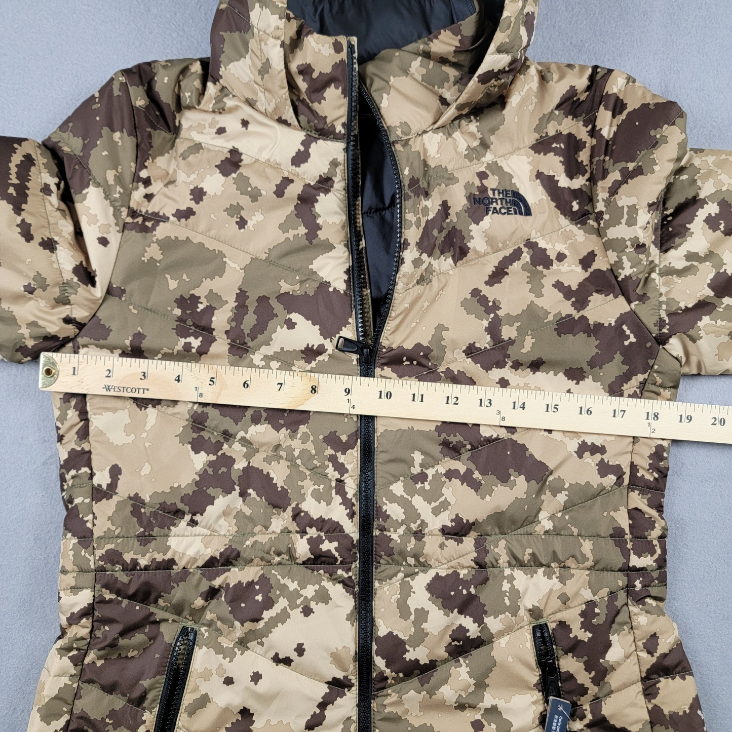 The North Face Women’s Tamburello Parka Digi Camo S Insulated Hooded Coat