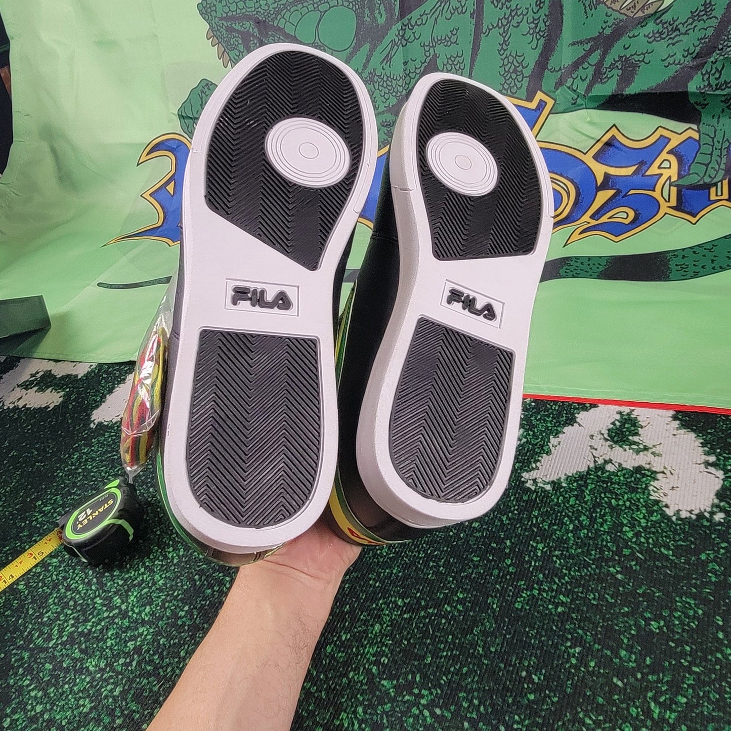 FILA Vulc 13 Mid Black/Yellow/Green/Red Mens Sz 125