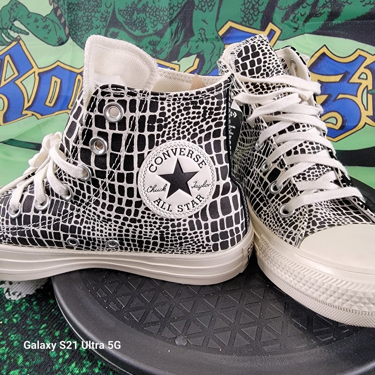Converse CTAS HI 570311C Womens sz 6.5 Egret/Black4