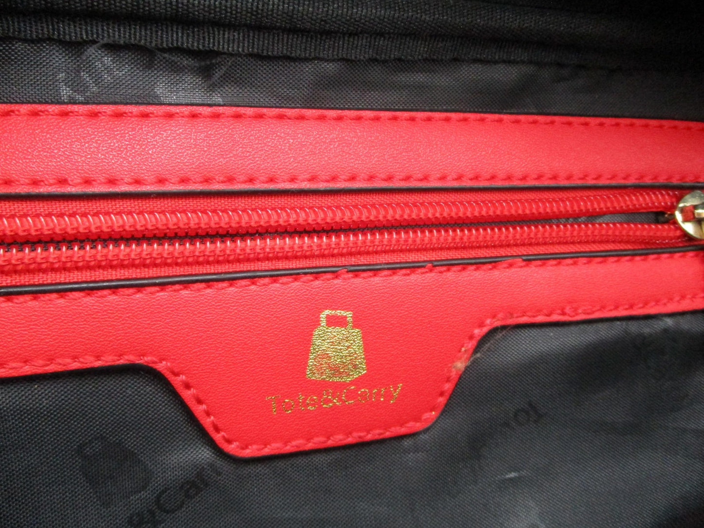 Tote&Carry Belt Bag Womens Small Red Snakeskin Faux Leather Fanny Pack Zipper10