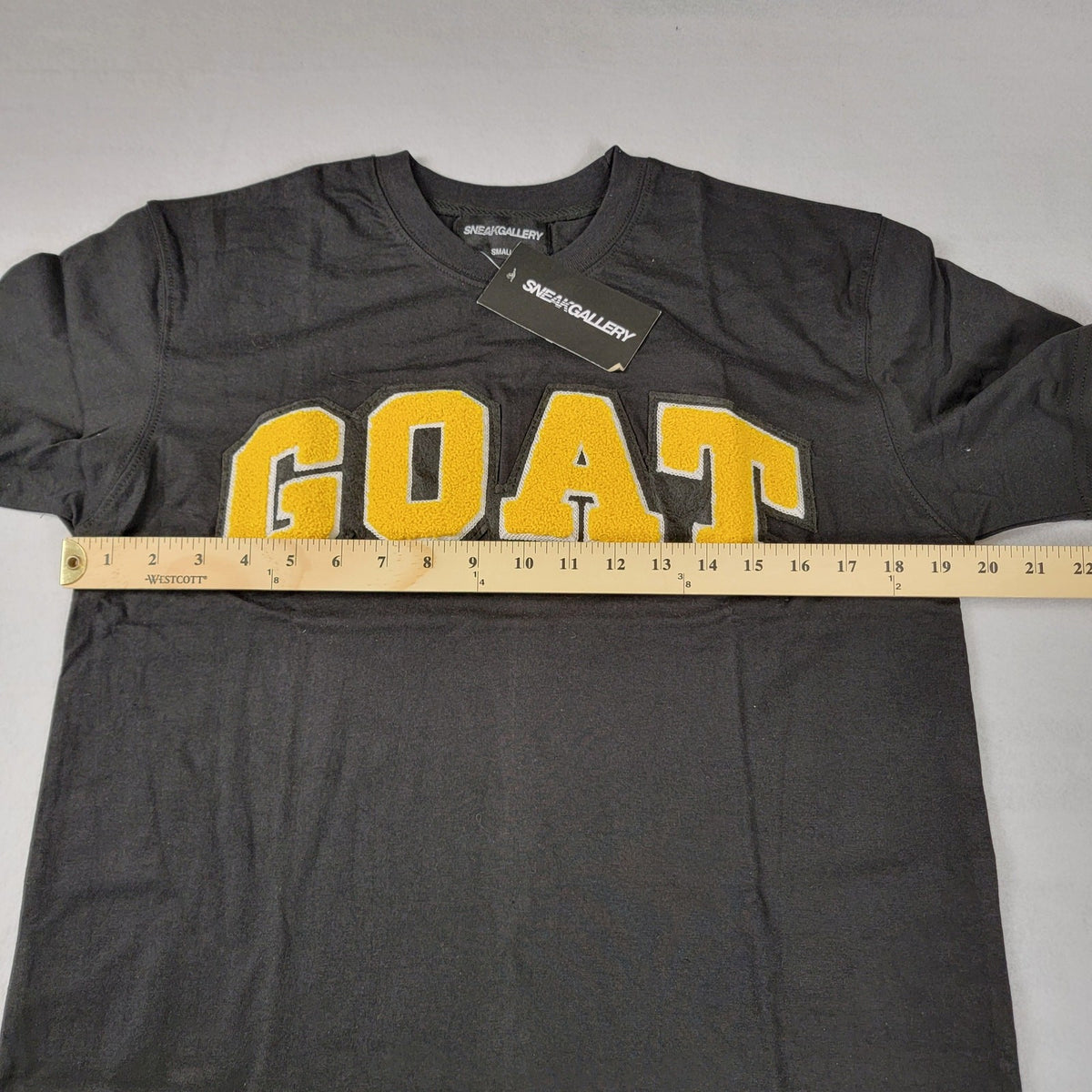 Sneak Gallery GOAT T-Shirt & Shorts Set Size Small Black NWT3