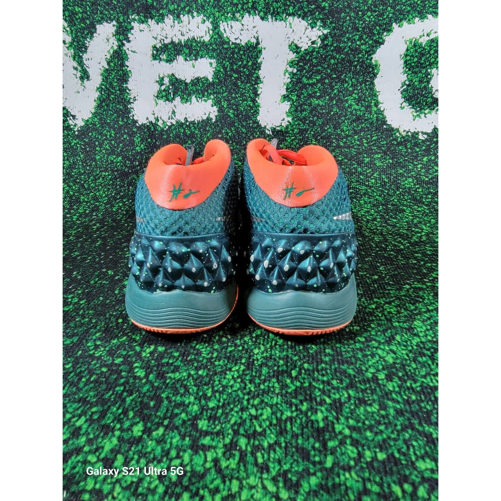 Nike Kyrie Irving 1 Venus FlyTrap Shoes  6Y Youth Boys 3 Green 7172193133