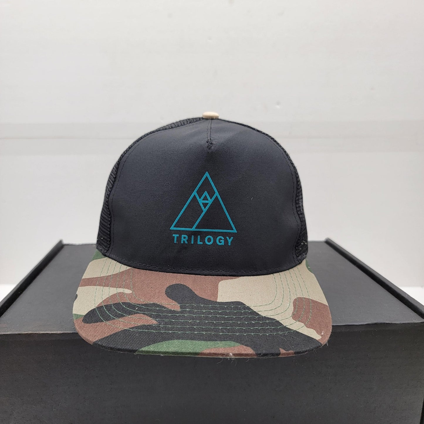 Trilogy Hat Cap Snap Back Black Camouflage Mesh Trucker One Size Mens Outdoors1