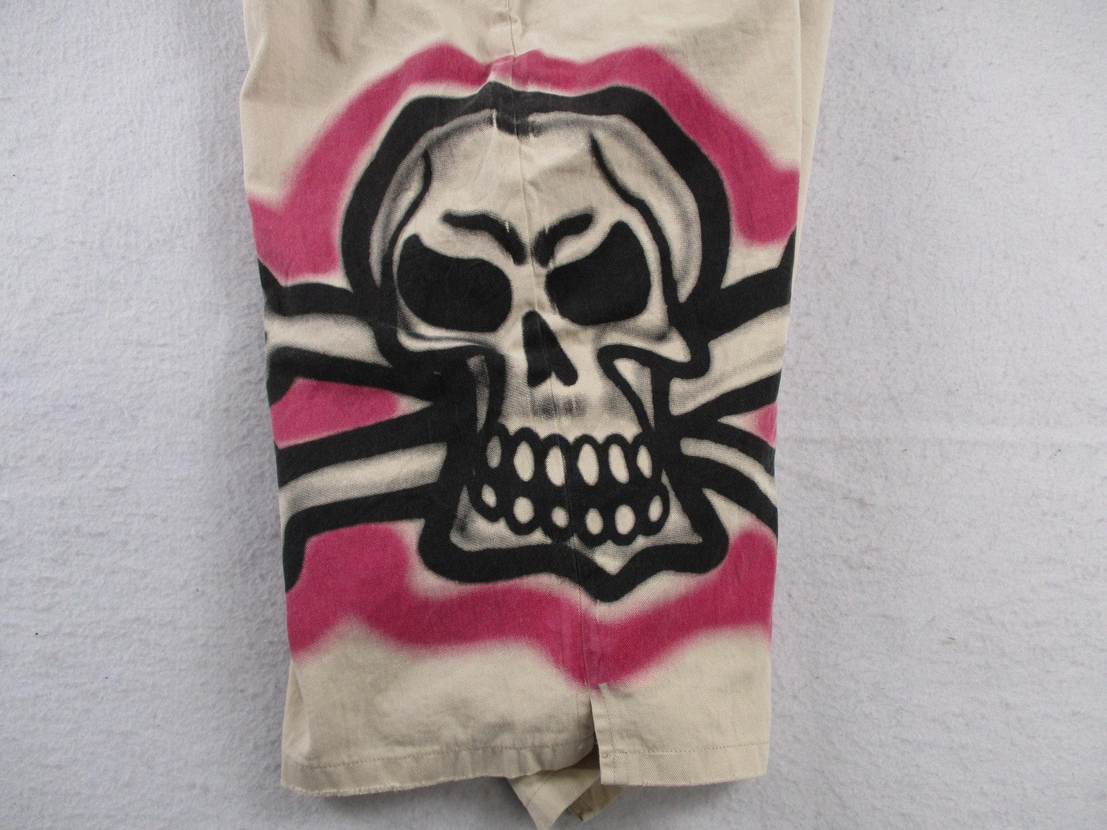 Hard Goods Sample Shorts Men Medium Beige Skull Crossbones Graffiti Chino Canvas8