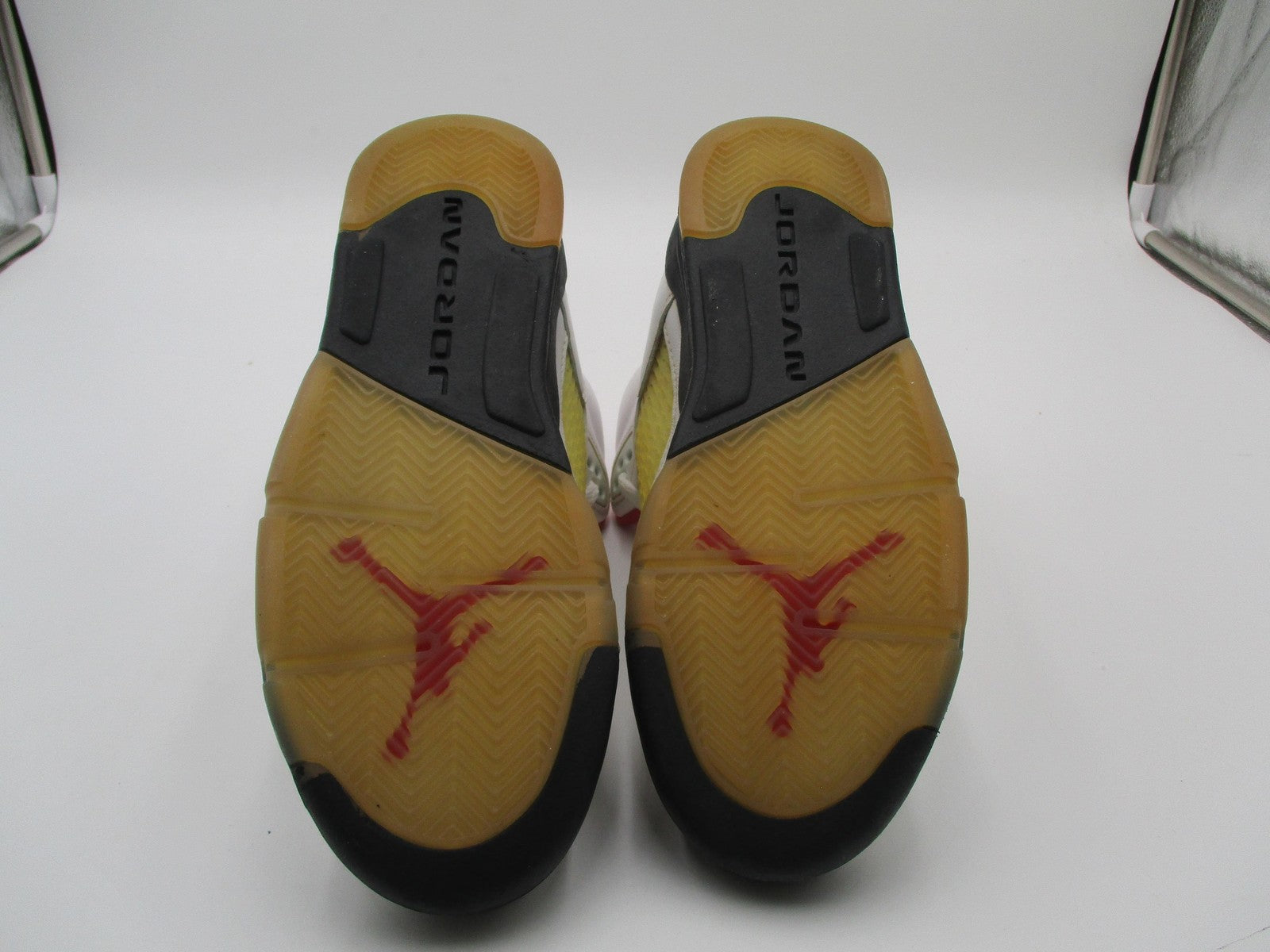 Nike Air Jordan 5 Retro Shoes Youth Size 5Y White Red Fire Red GS 440888-10110