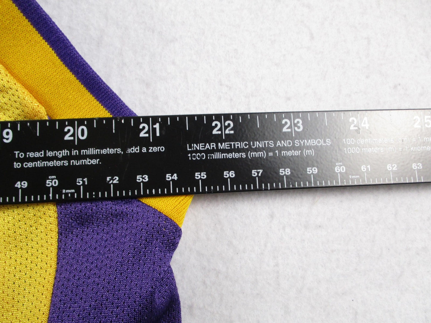 Los Angeles Lakers Jersey Mens Medium Gold NBA Shaquille O'Neal 34 Reebok 16979