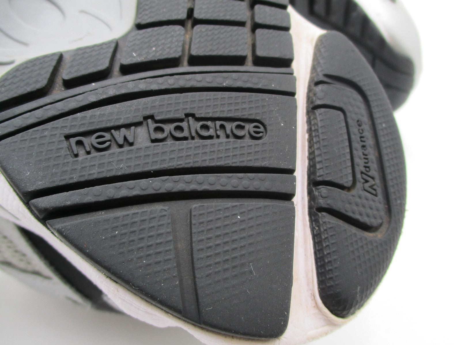 New Balance 725v1 'Metallic Silver Raincloud' Mens Sz 8.5 ML725UB (1R6)14