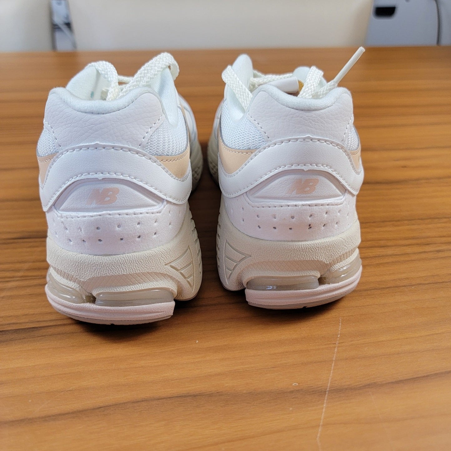 New Balance 2002R Big Kid 'Moonbeam Frappe' Big Kids Sz 4 GC2002VF2