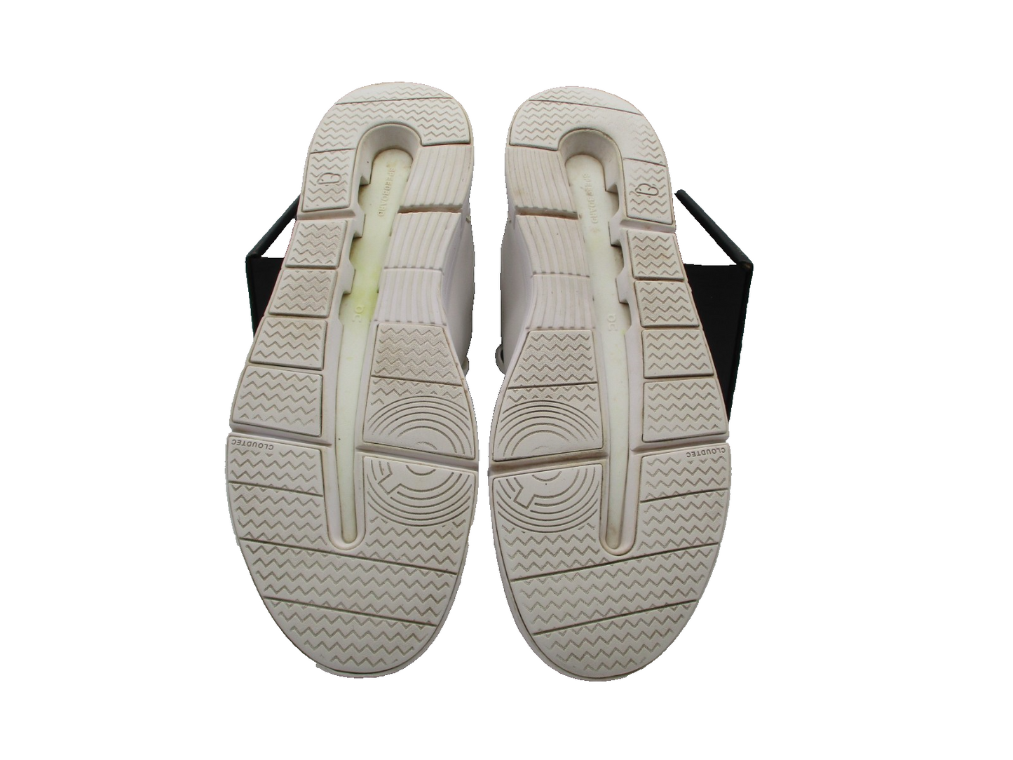 On THE ROGER Advantage Men’s White Leather Sneakers Size US 14 3MD10642351 (1B3)4