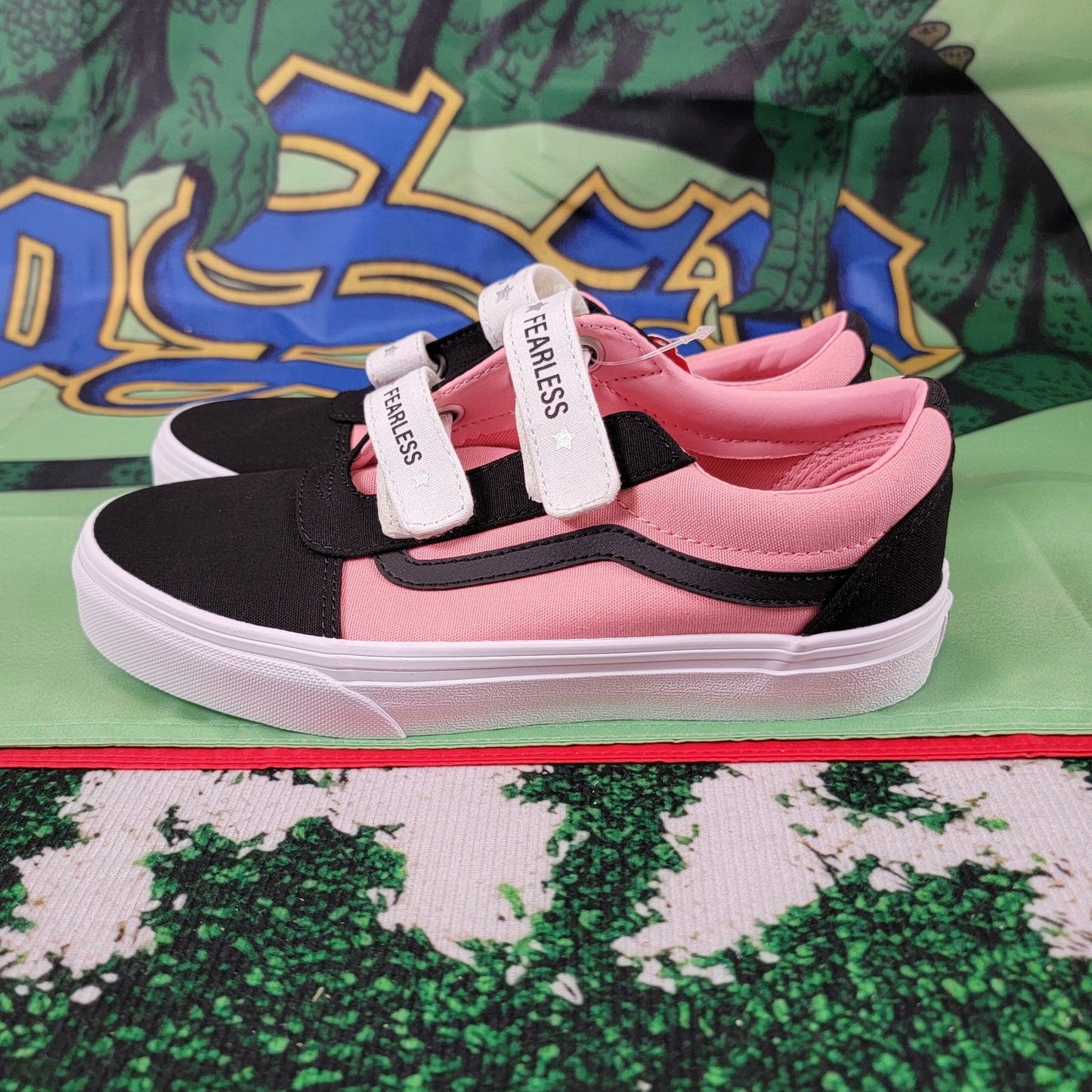Vans Ward V Fearless Blk/Pink Icing Sz 4.5 Kids VN0A4BTCWG811