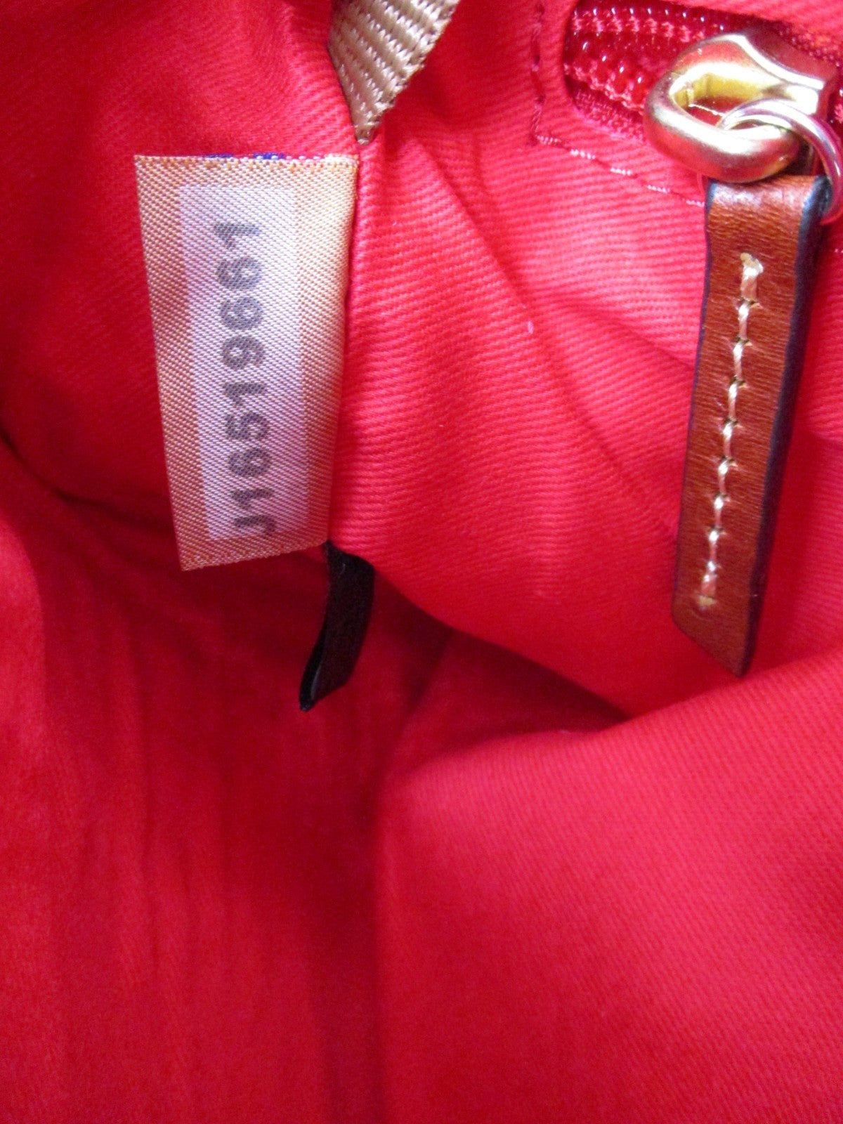 Dooney & Bourke Pebble Leather Crossbody Bag Red with Strap – Preowned Excellent6