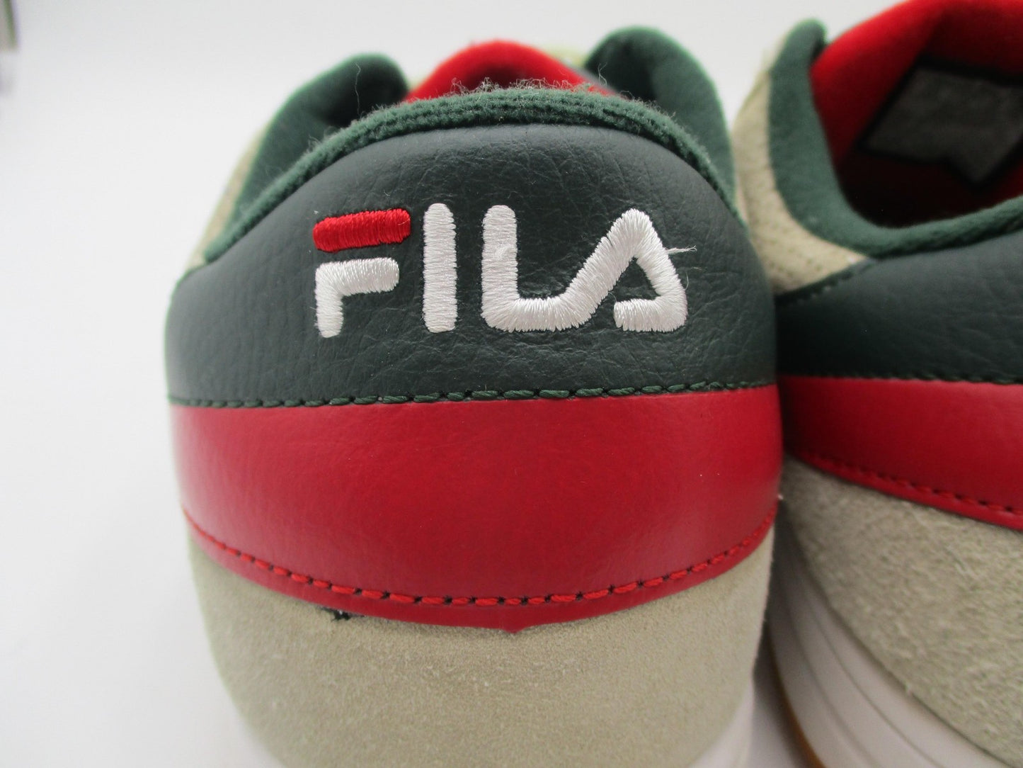 Fila Original Fitness Mens Sz 10.5 Beige Leather LoTop Sneaker 1TM00030898 1Q49