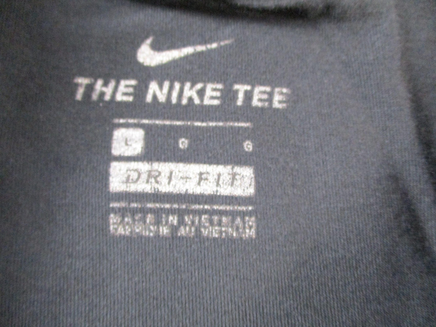Nike Shirt Mens Large Gray DriFIT Red Swoosh Allover Leaf Graphic Sports Tee2