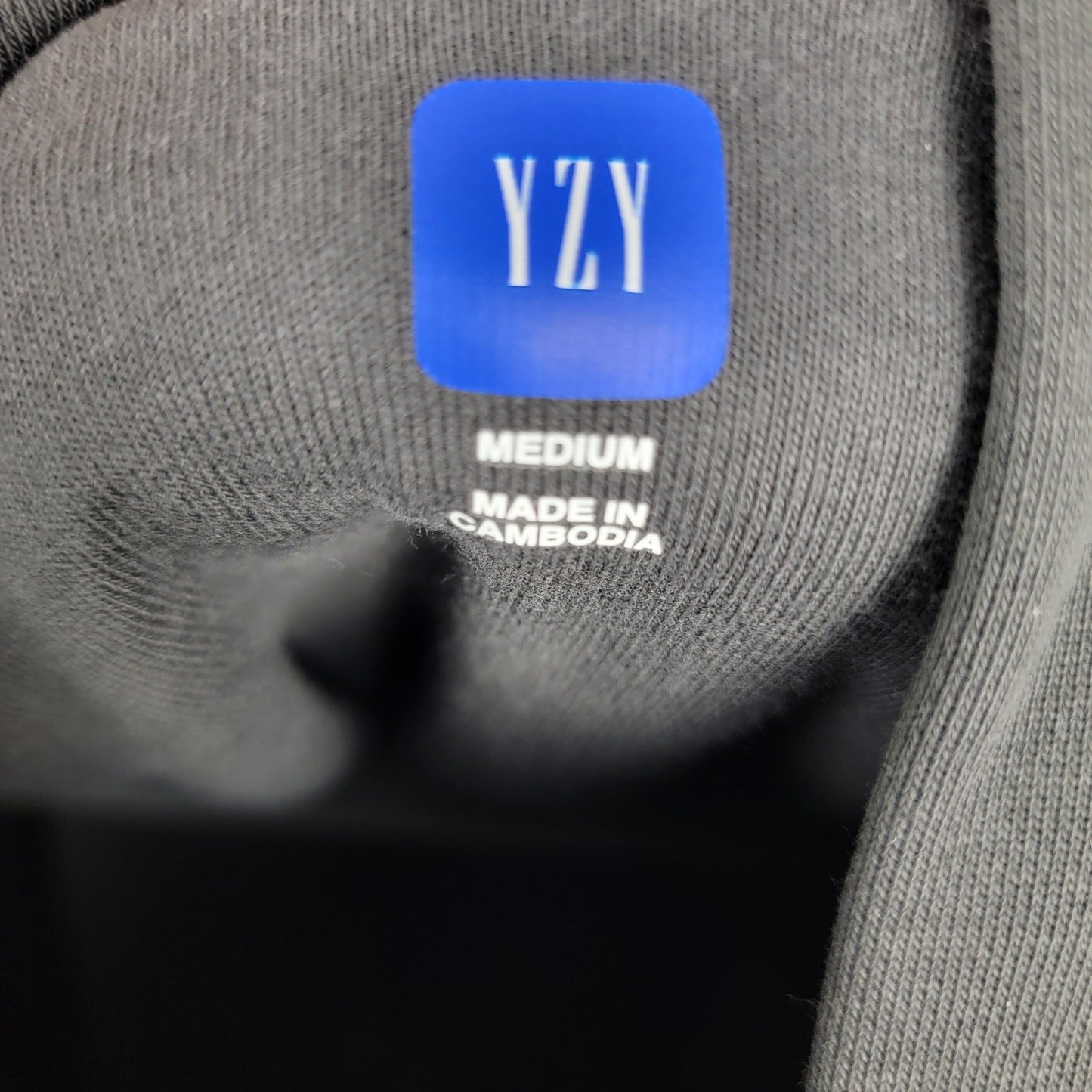 YeezyXGAP 55 Shrunken Hoodie  Black  Size Medium2